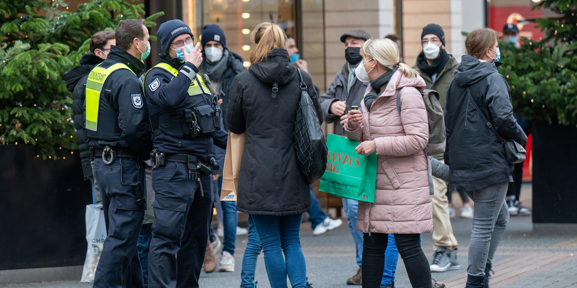 Maskenpflicht Kontrollen Ordnung