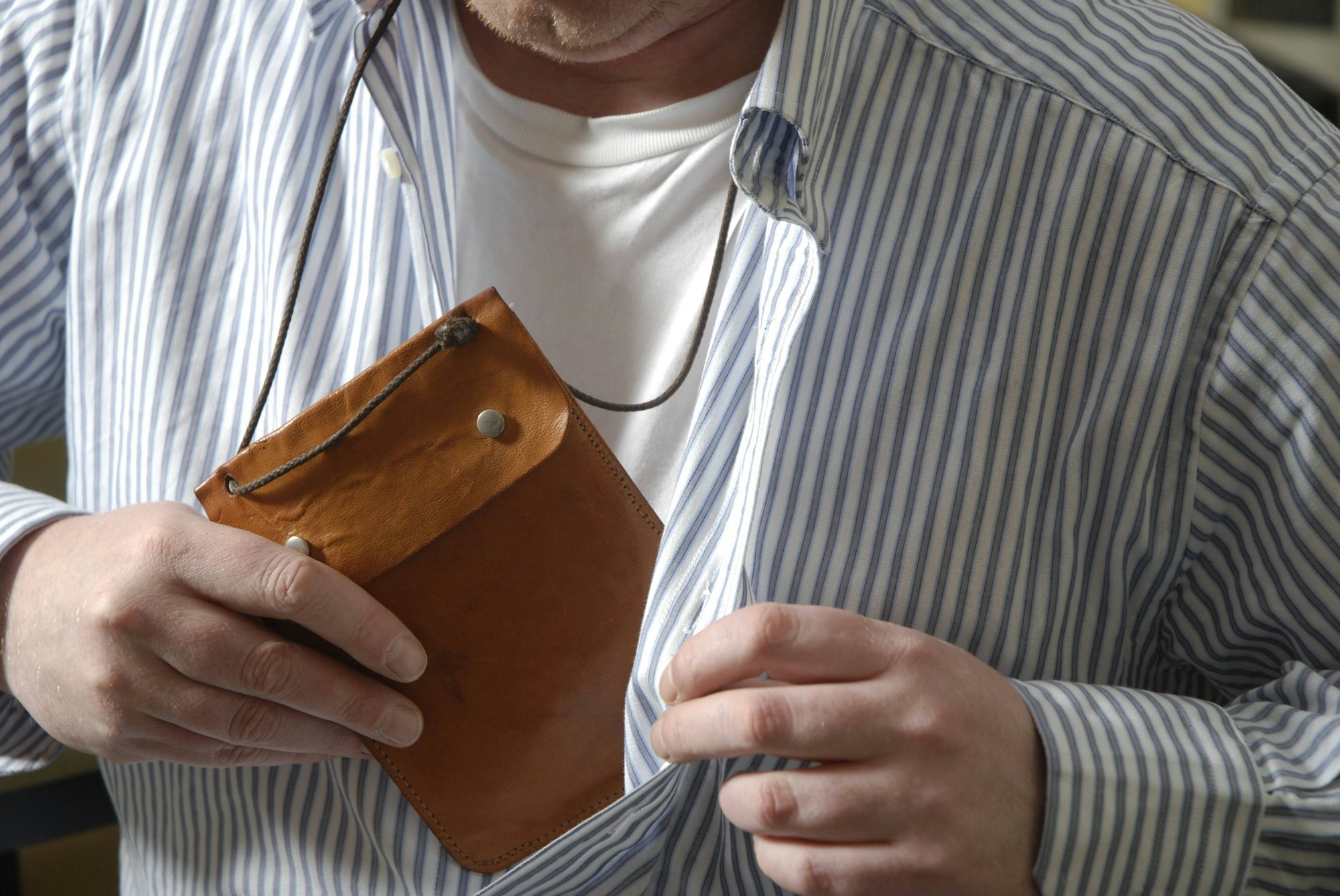 geld_brustbeutel_imago