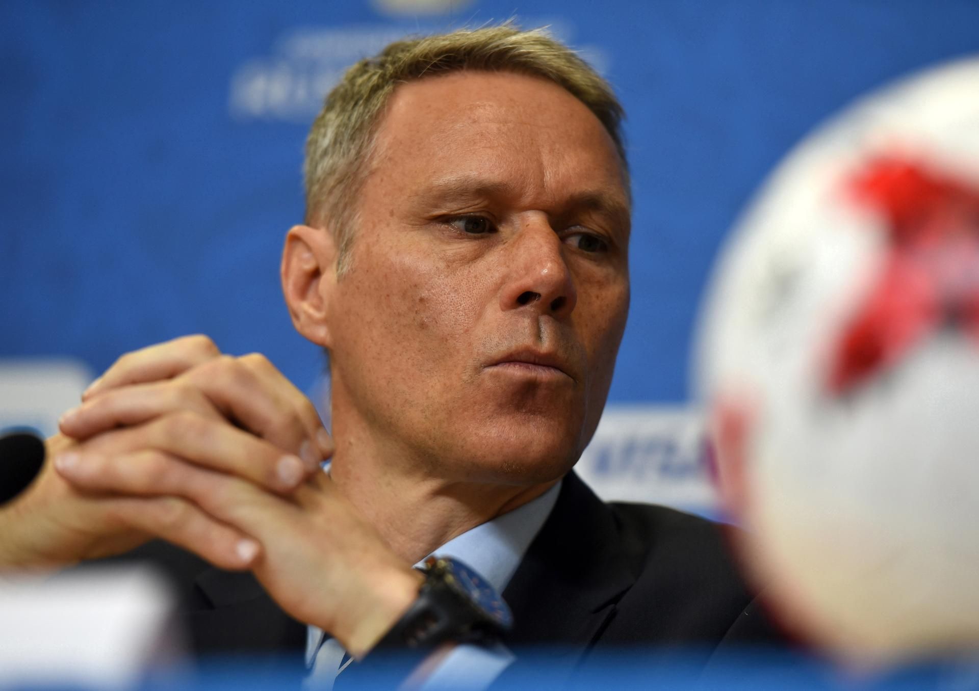 Van Basten Eklat 241119