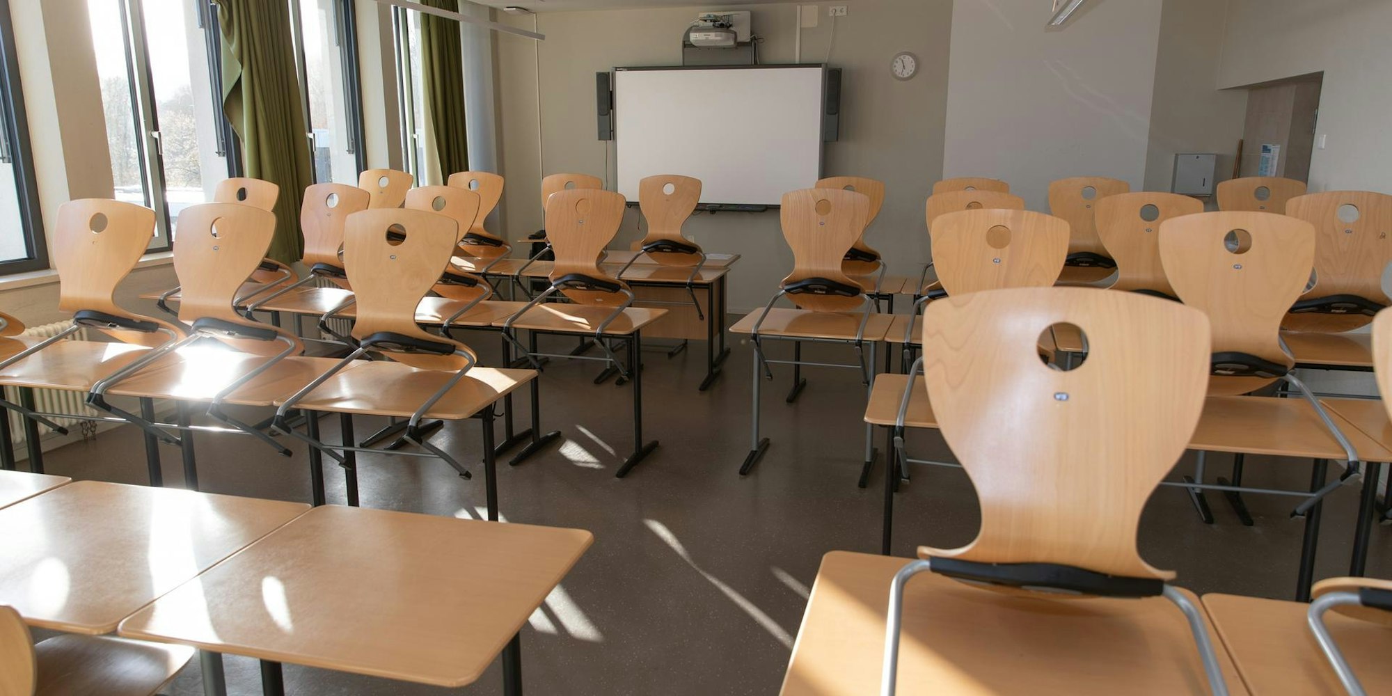 RND KOmmentar leeres KLassenzimm