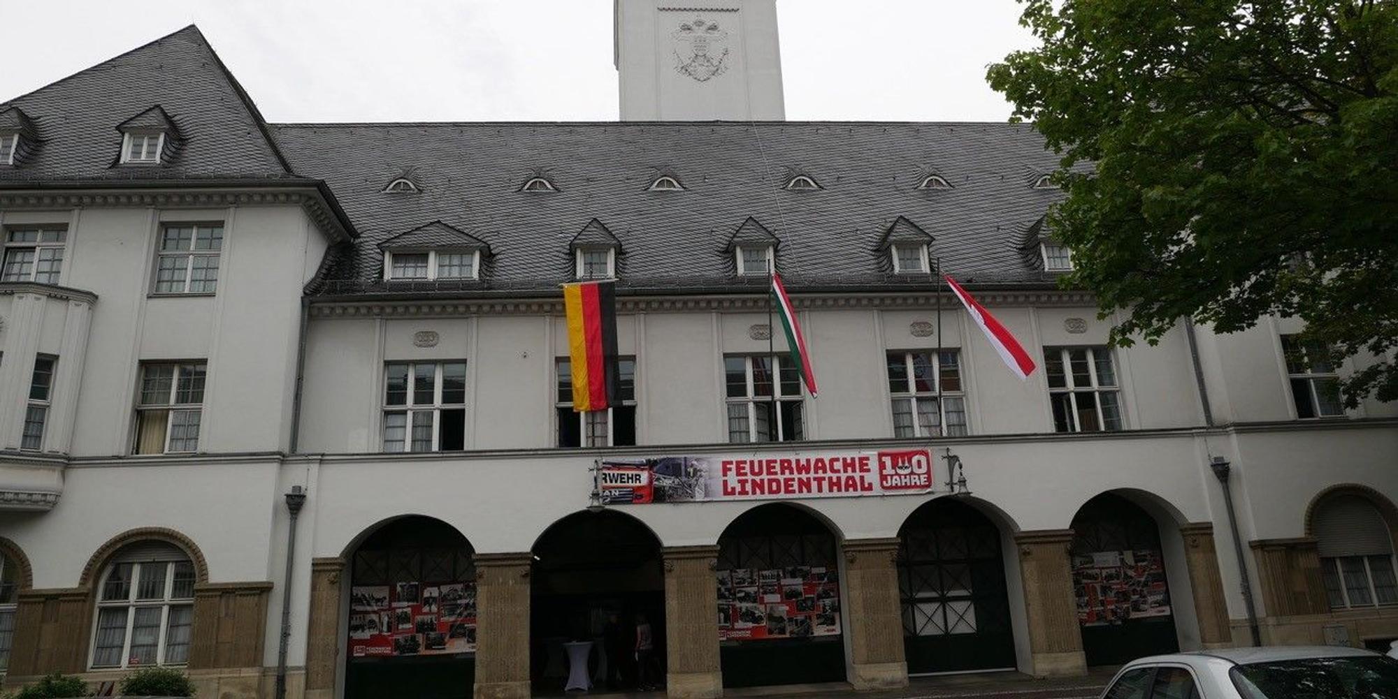 Feuerwache Gleueler Straße in Lindenthal