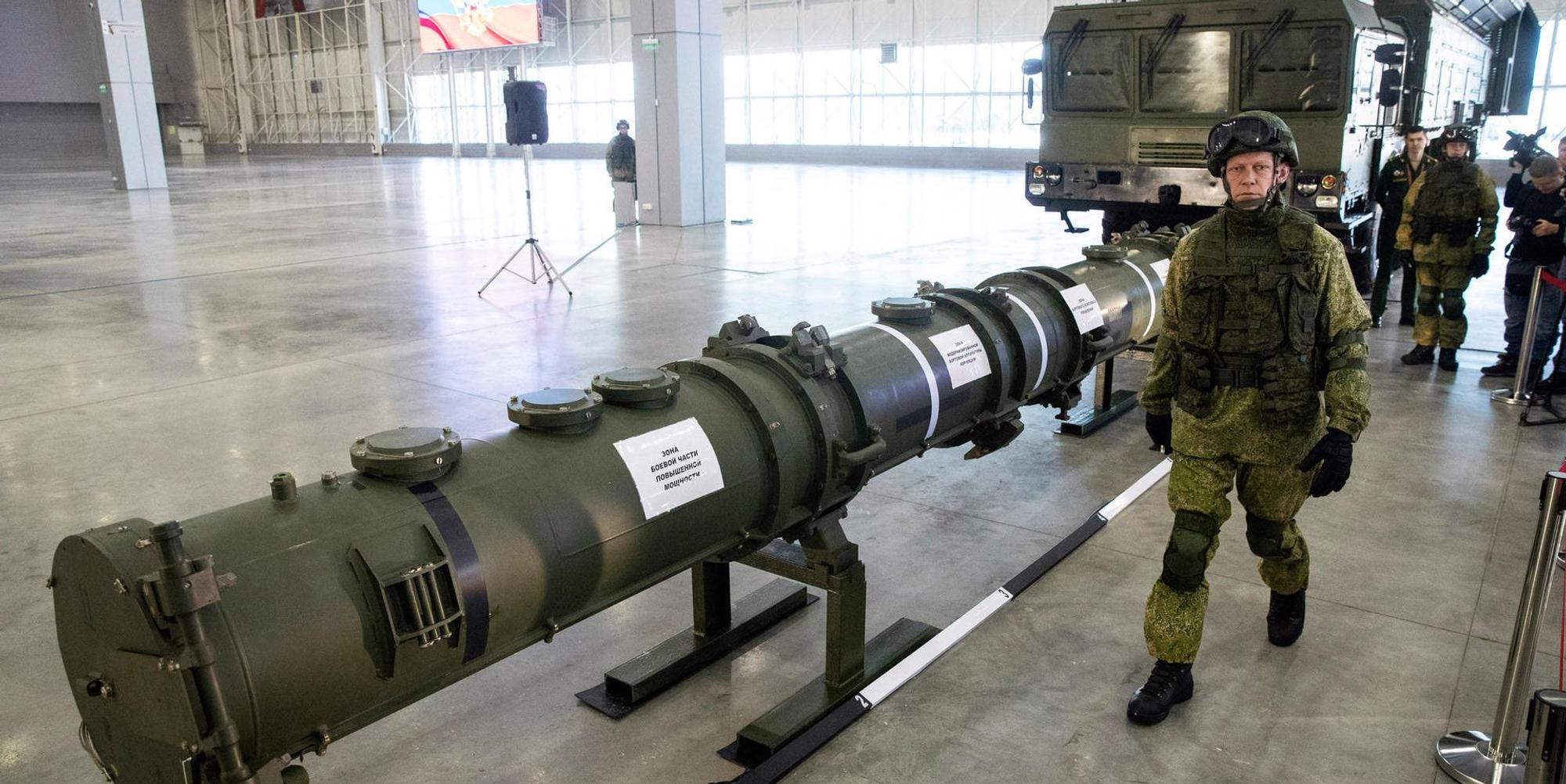 Russland Atomwaffen Symbol DPA 140422