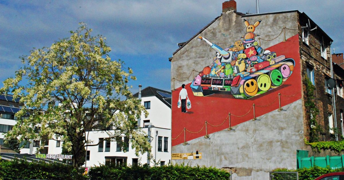 Streetart in Köln-Ehrenfeld: Künstler-Duo sprüht politische Botschaften ...