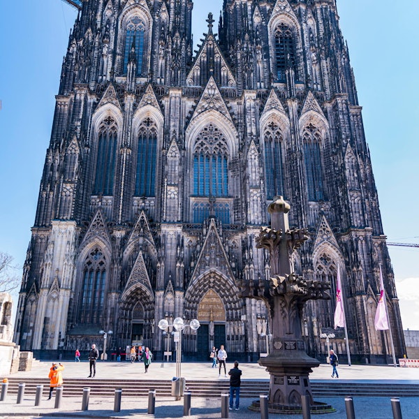 31032020_AR_Koelner_Dom_FOS1-1