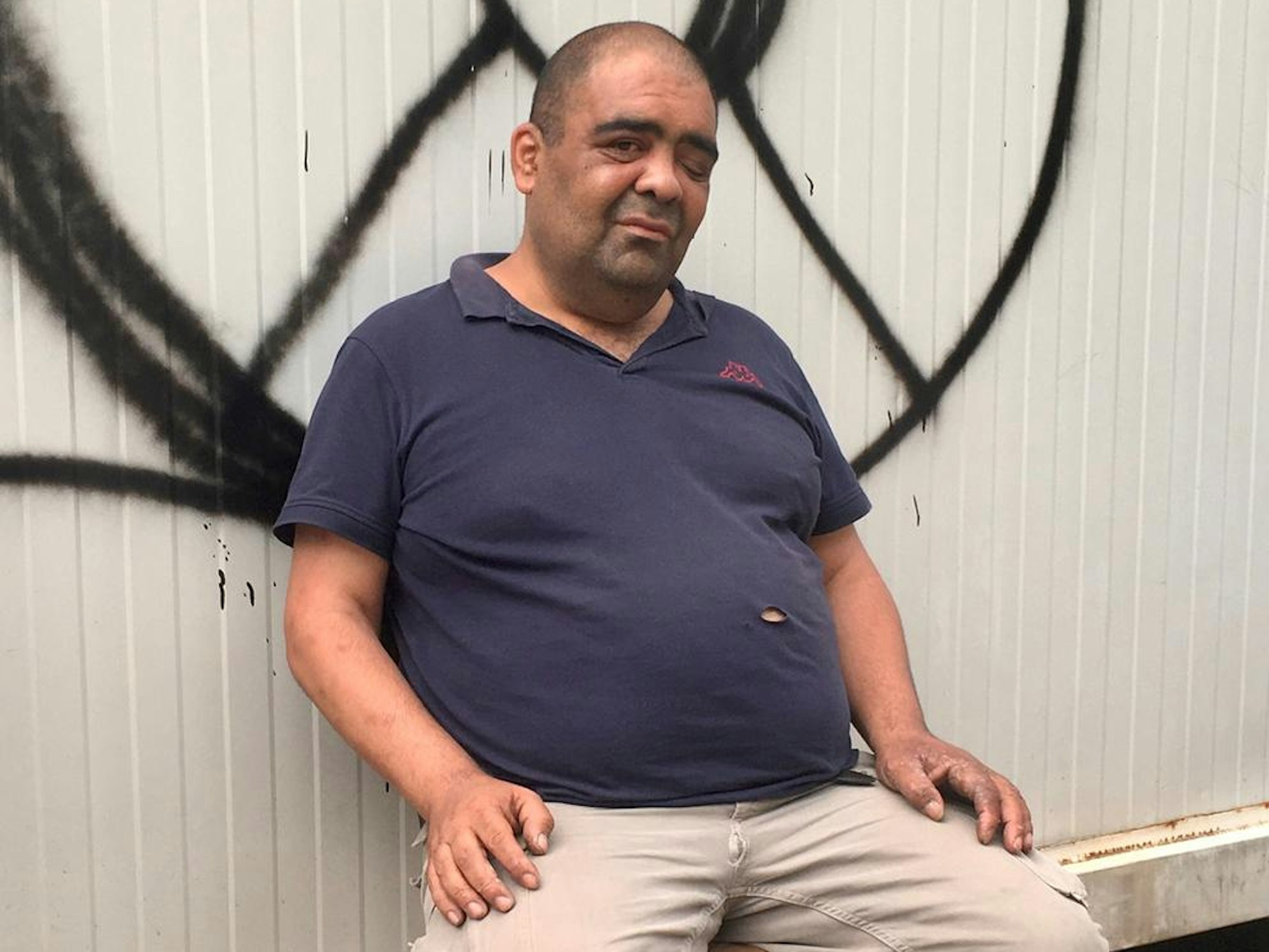 Arche mustafa sitzend