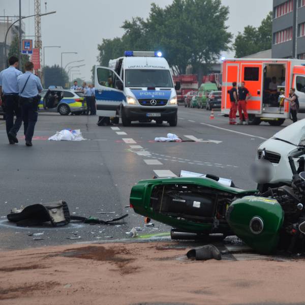 Unfall_MBStraße_PIXEL