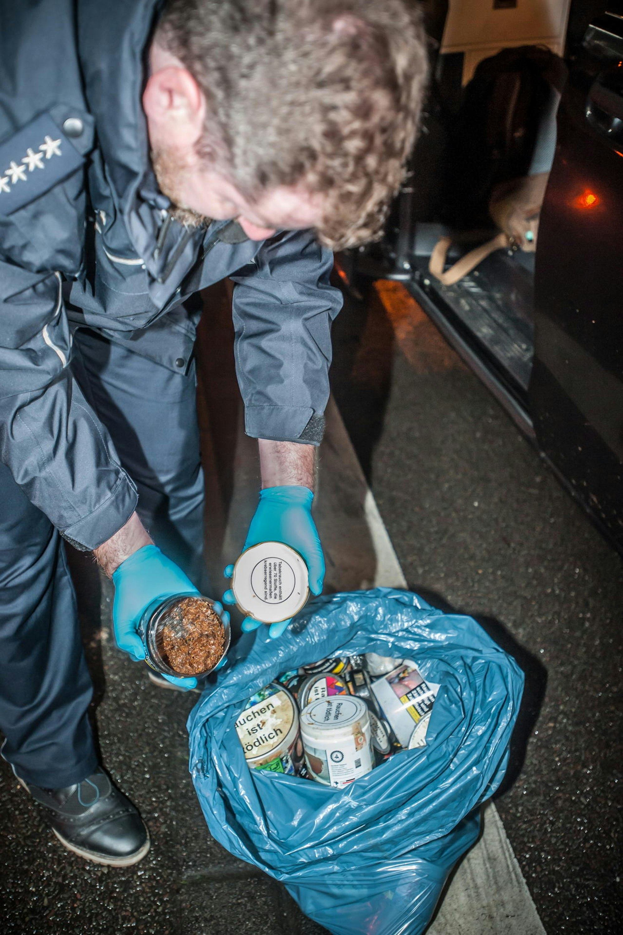 shisha-razziaLEV_rar_RLE_12112021ALF_6075