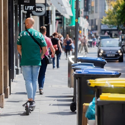 E-Scooter auf der Ehrenstraße
