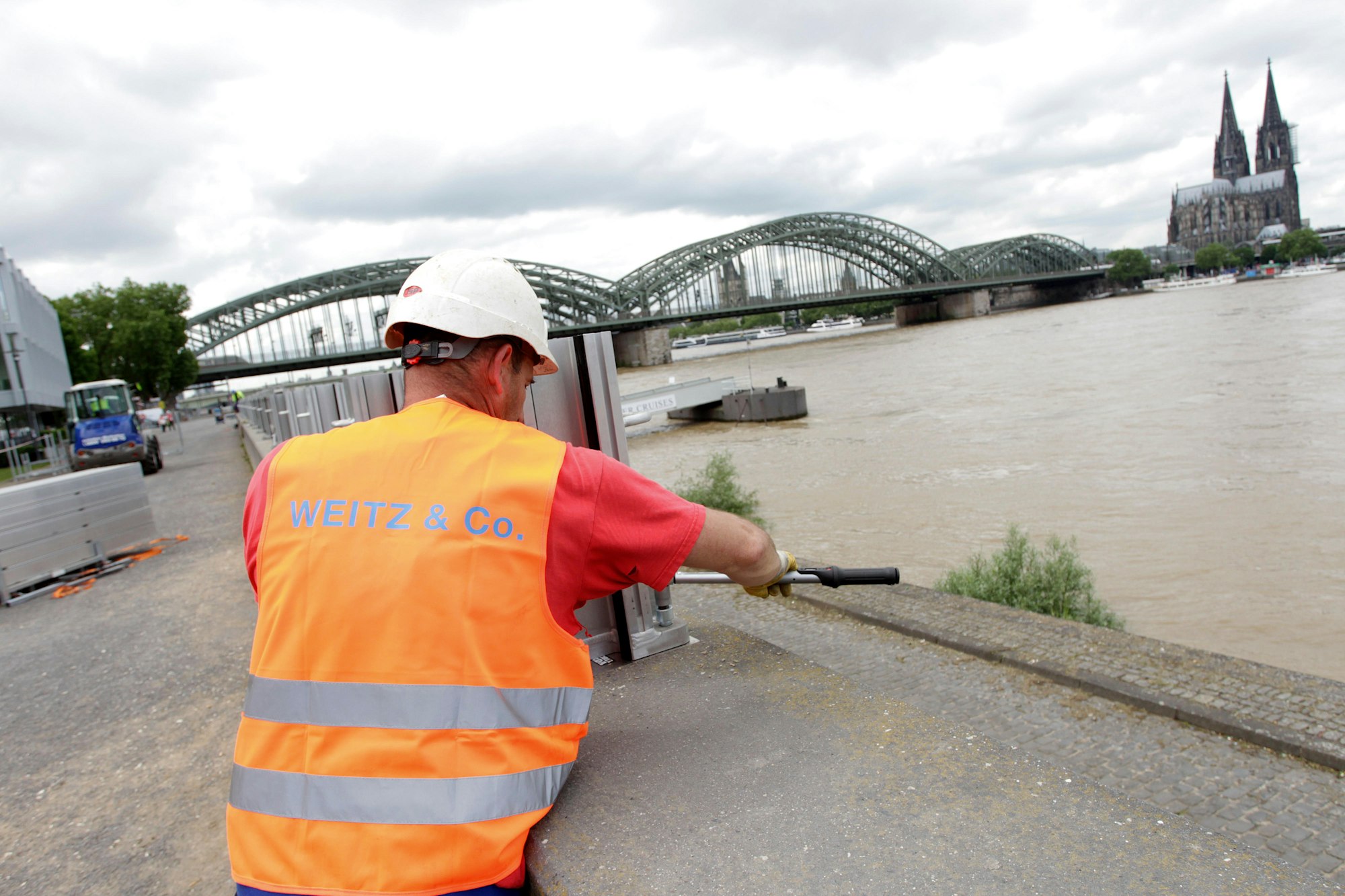 20160602_tb_Hochwasserschutzuebung_022