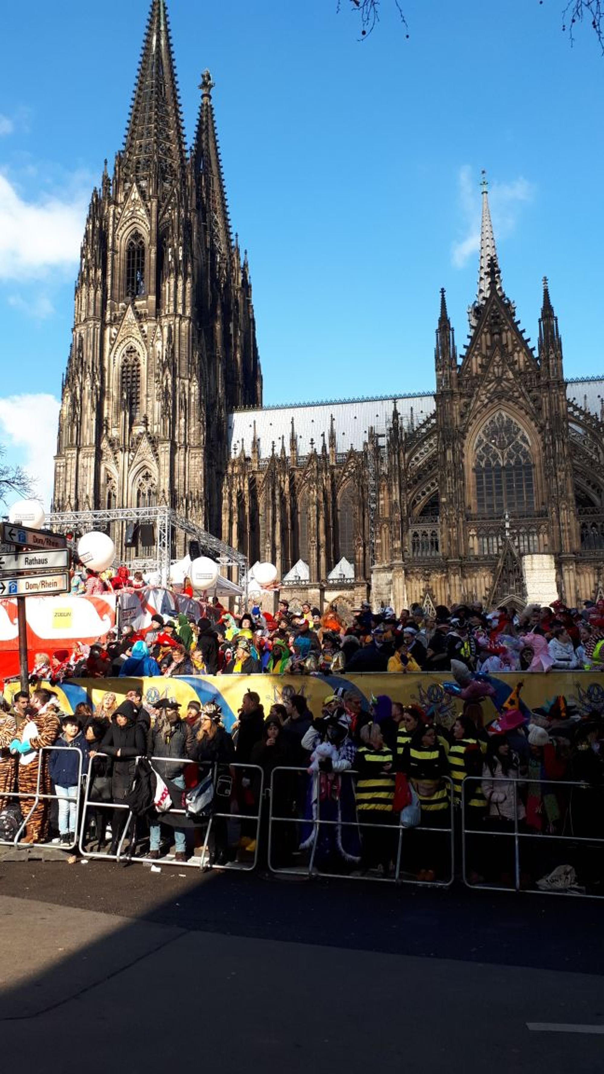 polkavormDom Rosenmontag2018