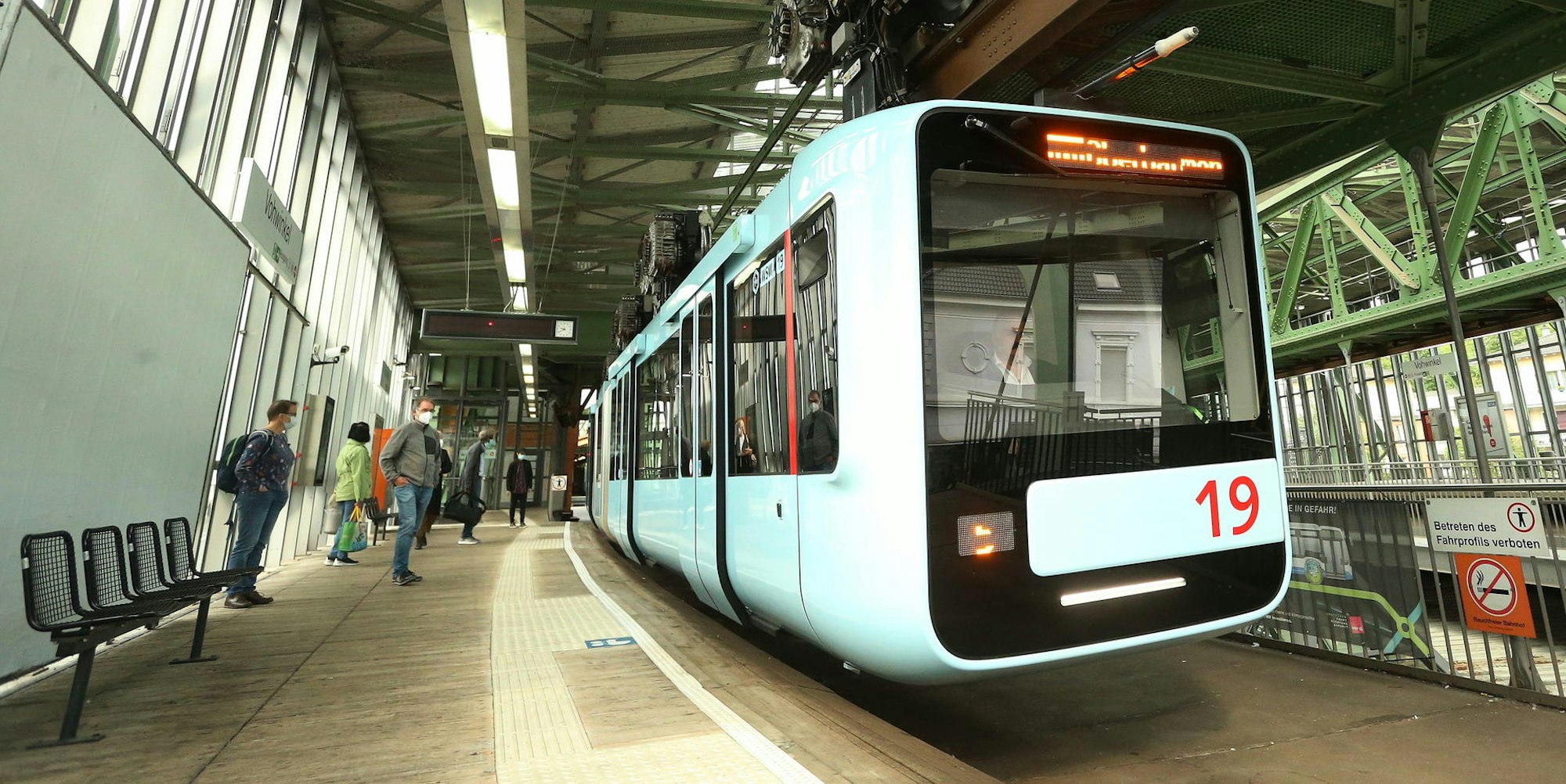 Wuppertal Schwebebahn Station Symbolbild