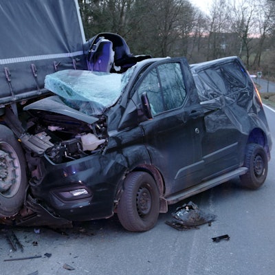 Unfall B507 150221 1