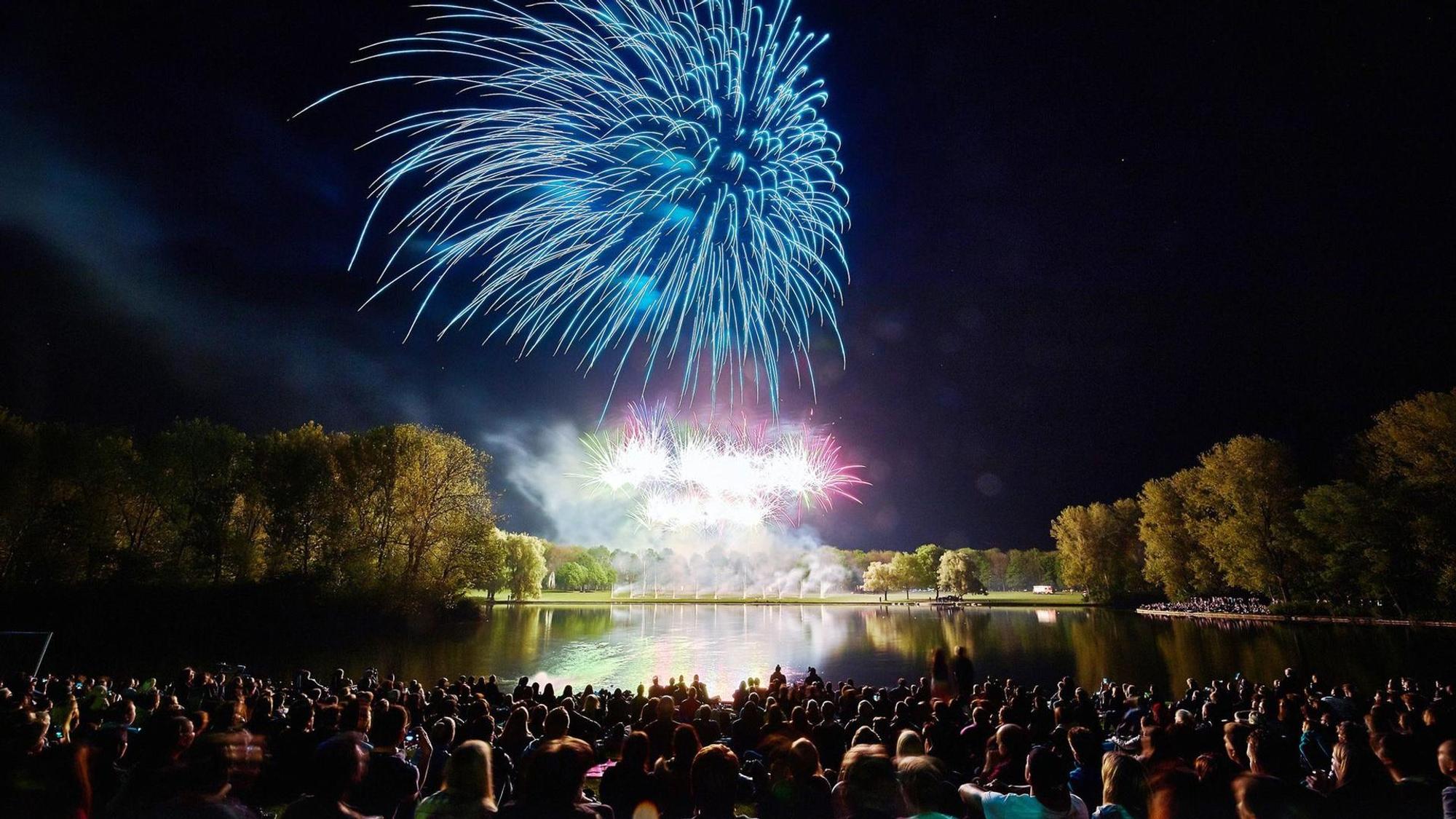 Rhein in Flammen