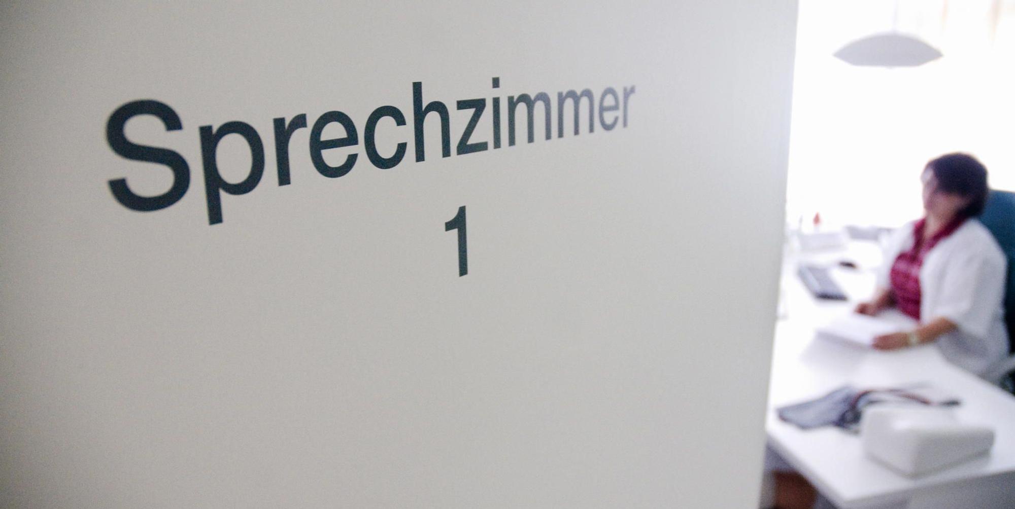 Hausarztpraxis Symbolbild 090821