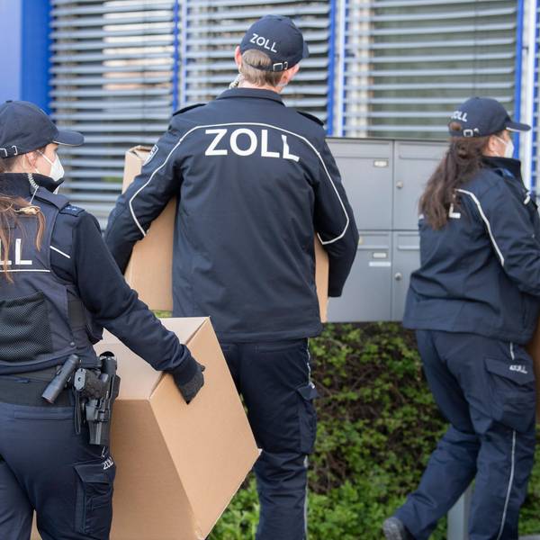 Zollbeamte Symbolbild