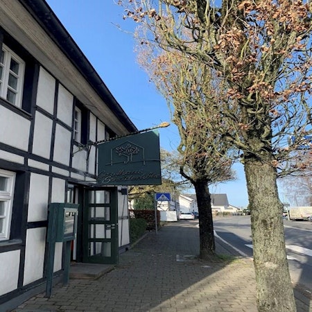 Henn außen Scheiderhöhe