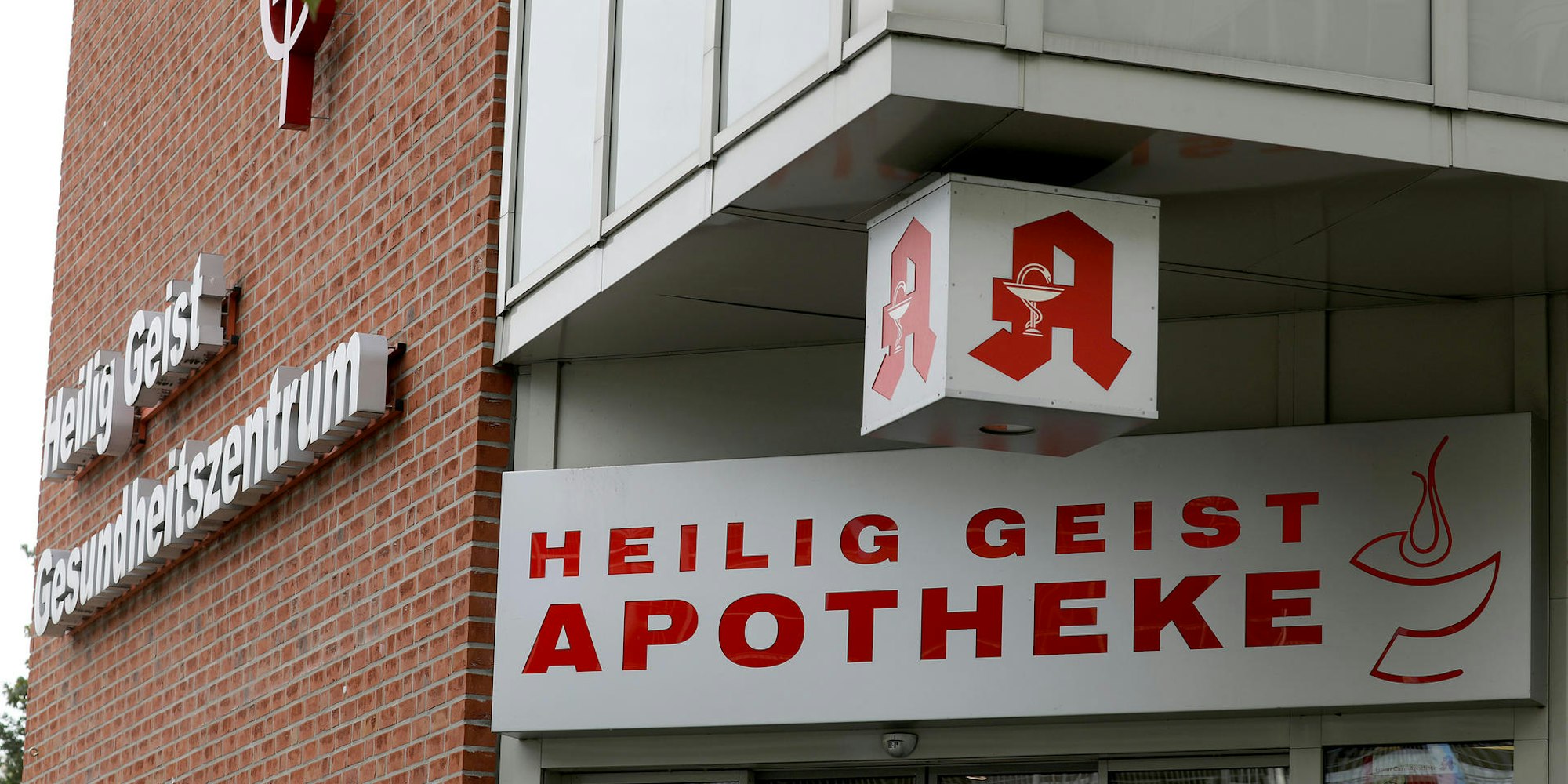 Apotheke Longerich dpa