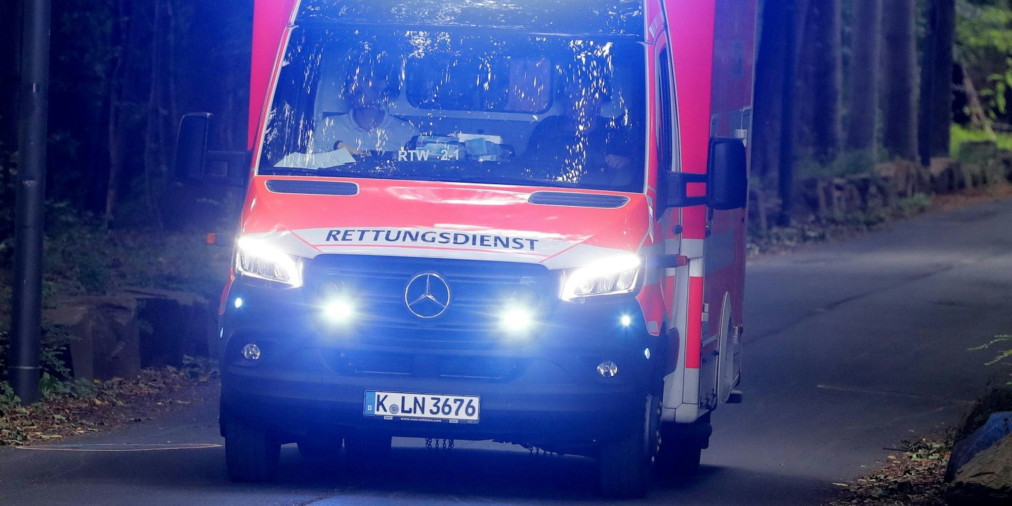 REttungswagen köln