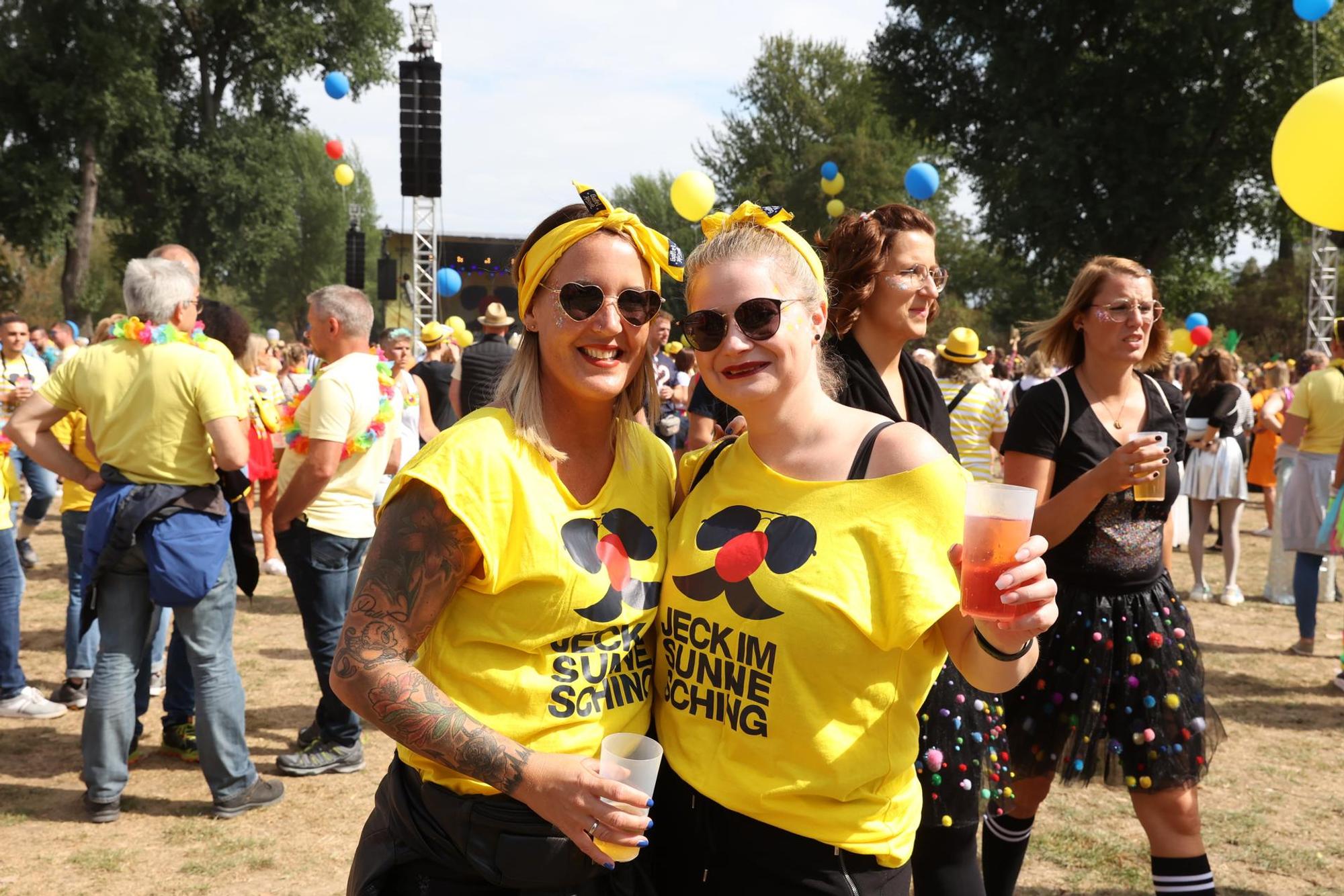 Bescuherinnen JiS 1