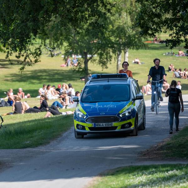 Polizei am Aachener Weiher