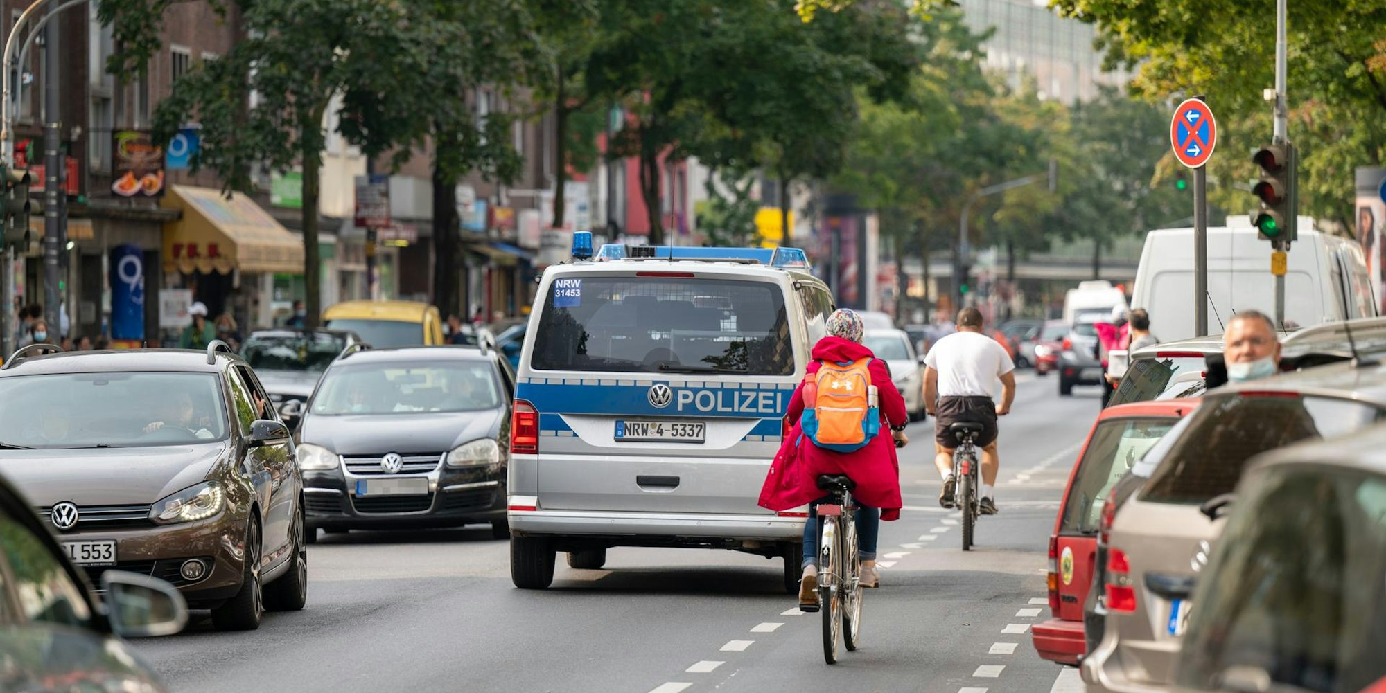 C0F83FC6-6CB8-4E30-9366-B37D57BFB7EC