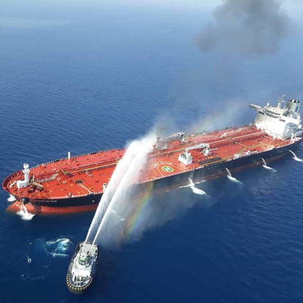 Tanker im Golf von Oman Löschaktion
