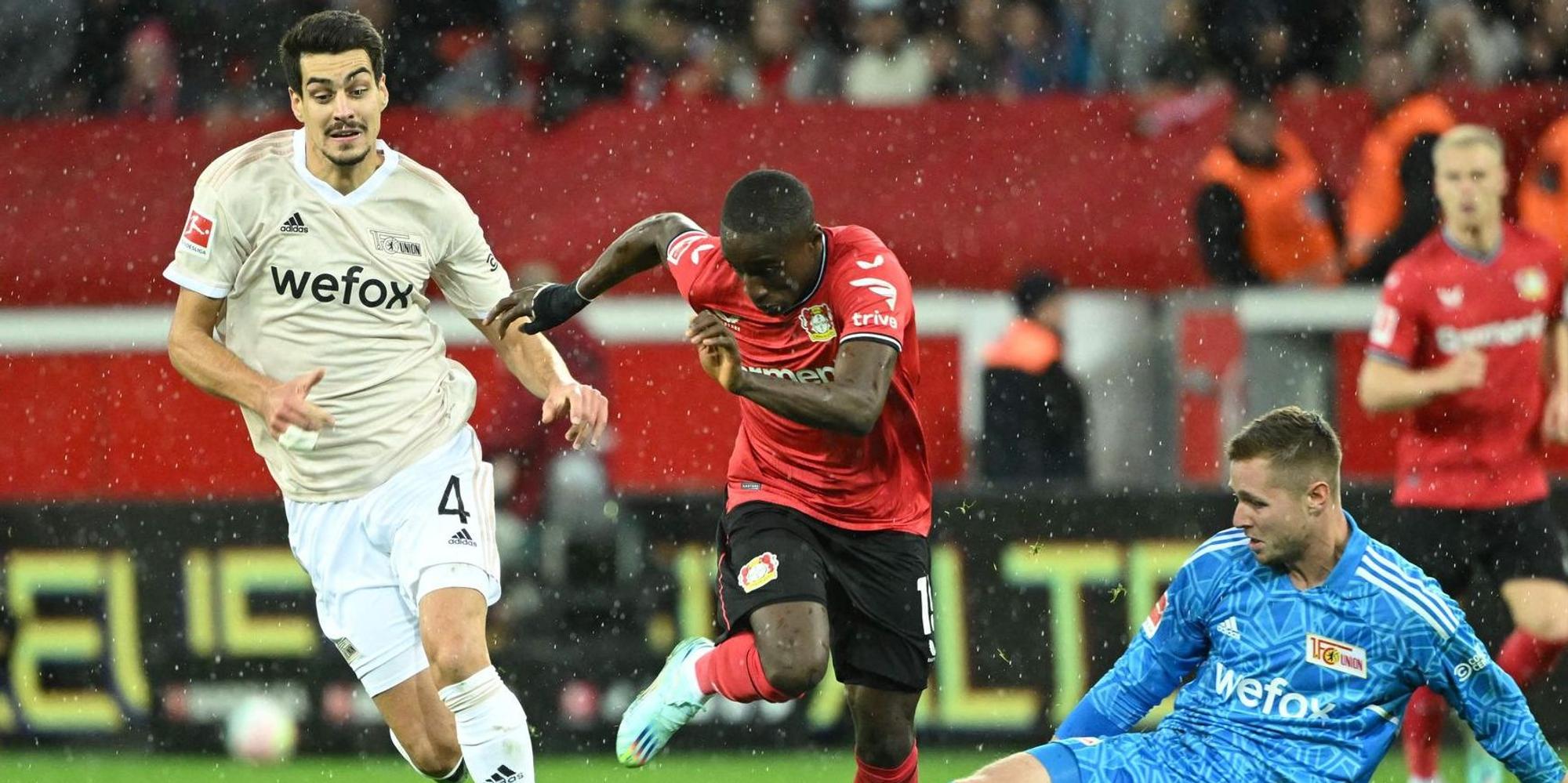 Diaby geht aufs tor