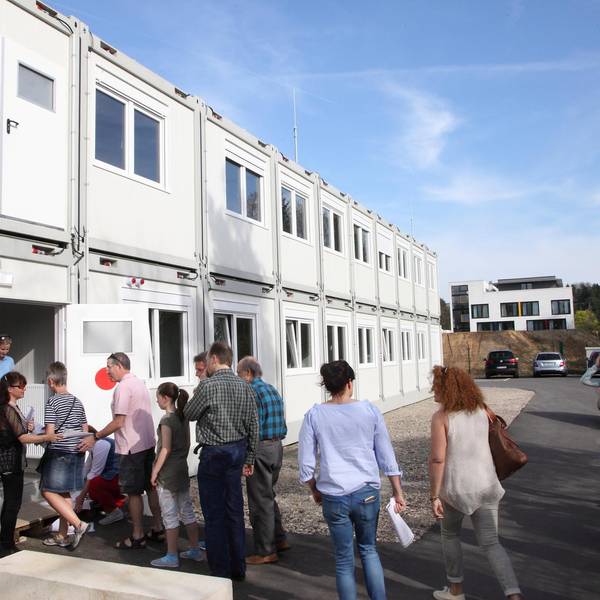 Containerdorf_Car_Park1