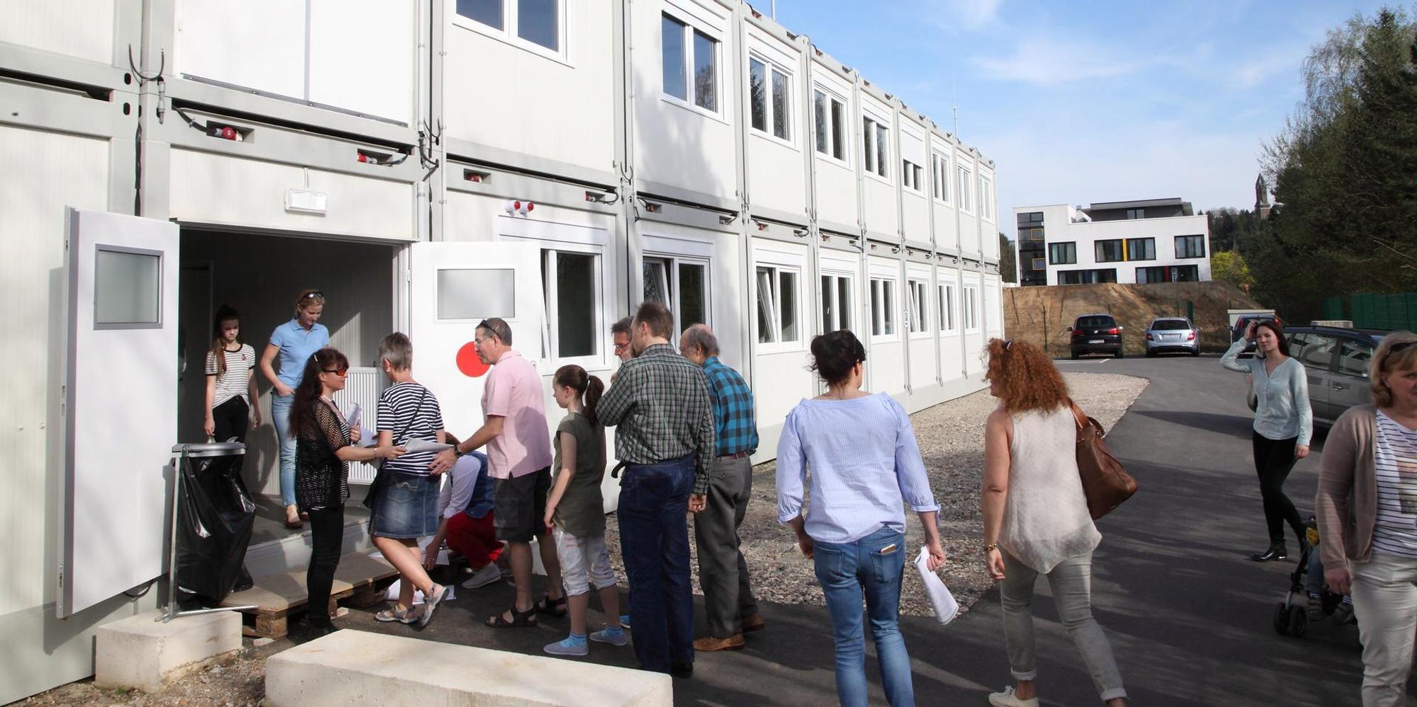 Containerdorf_Car_Park1