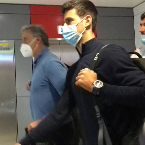 Djokovic am Flughafen