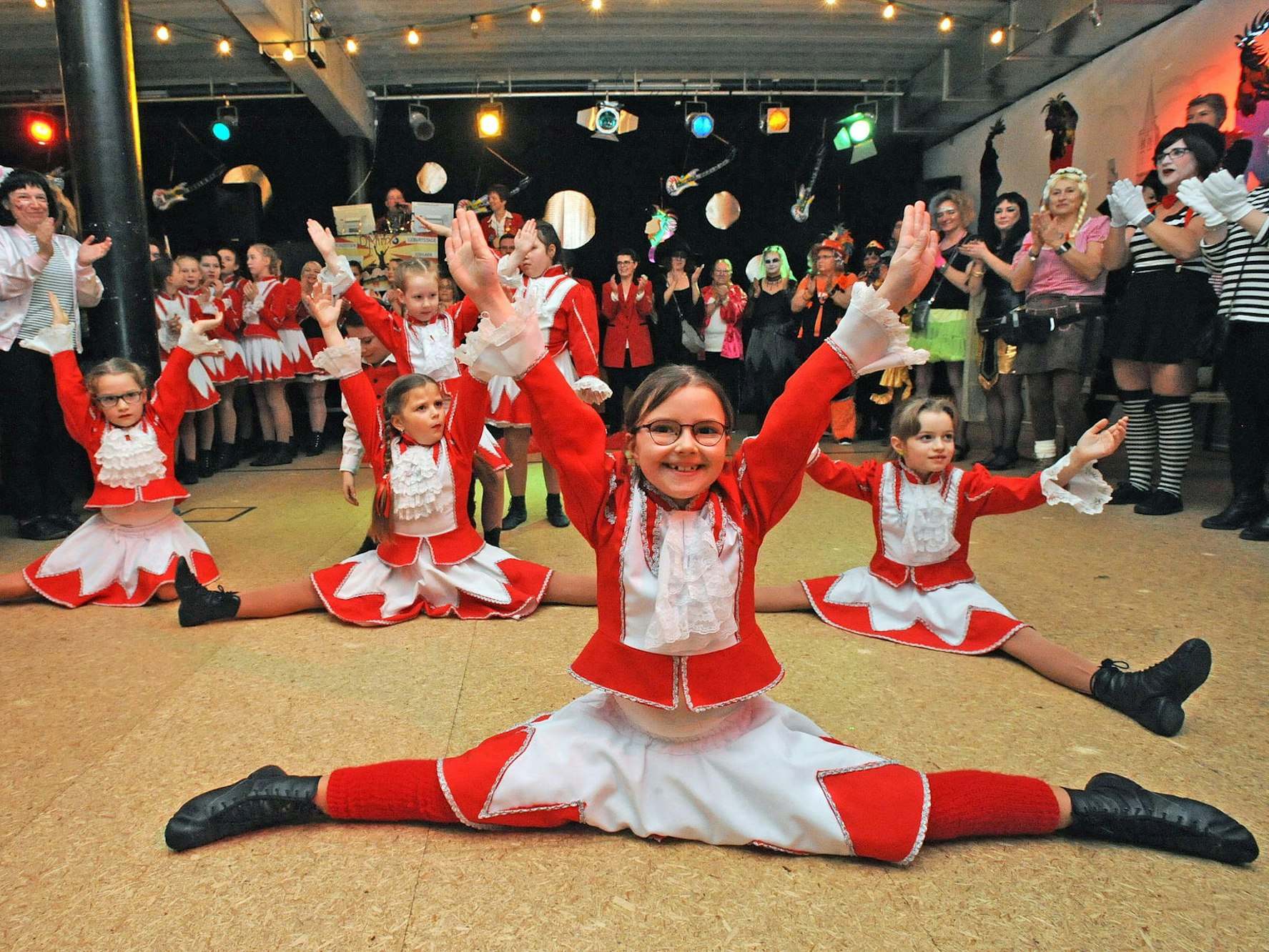 wu-weiberfastnacht-burscheid_(1)