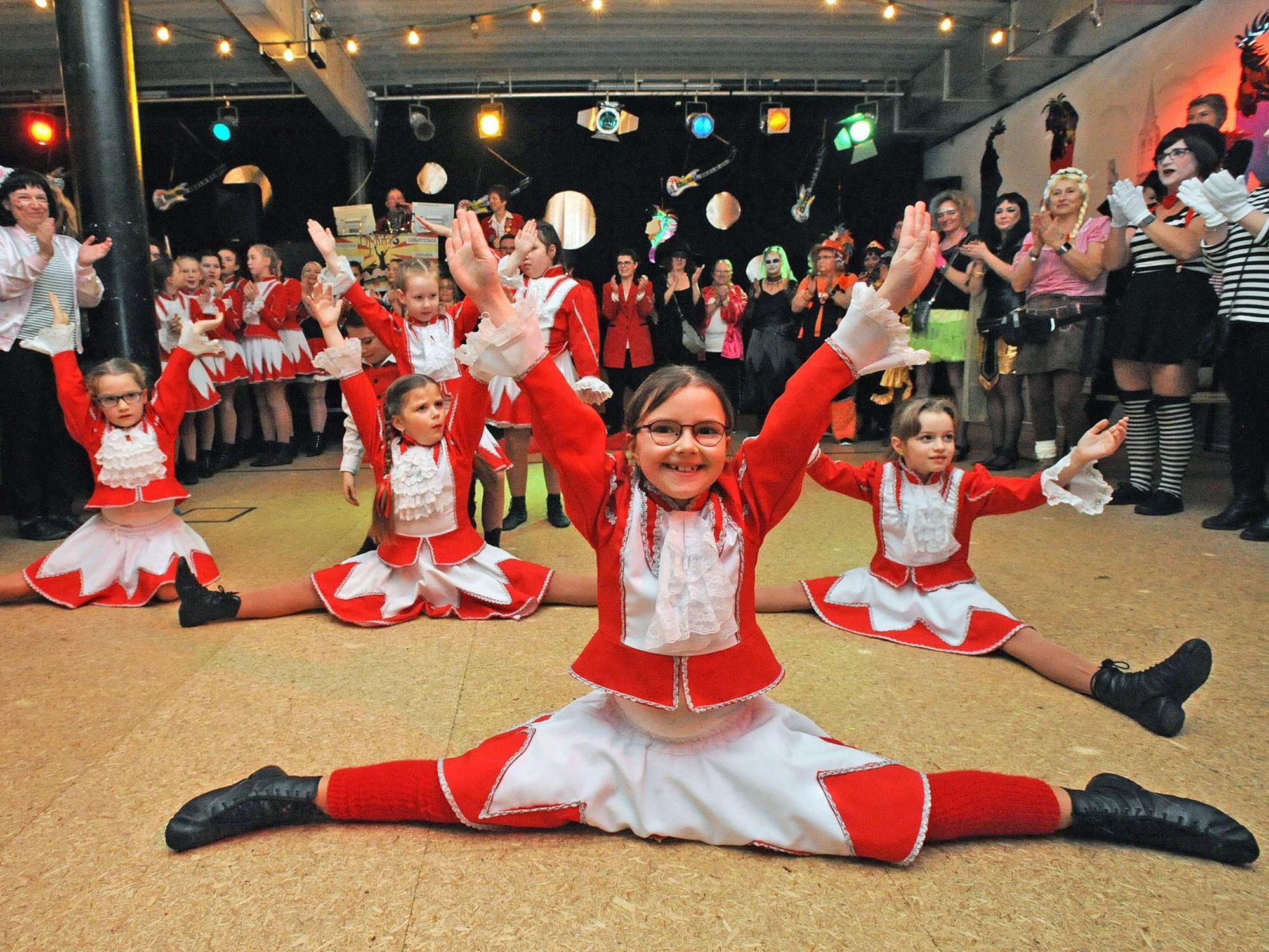 wu-weiberfastnacht-burscheid_(1)