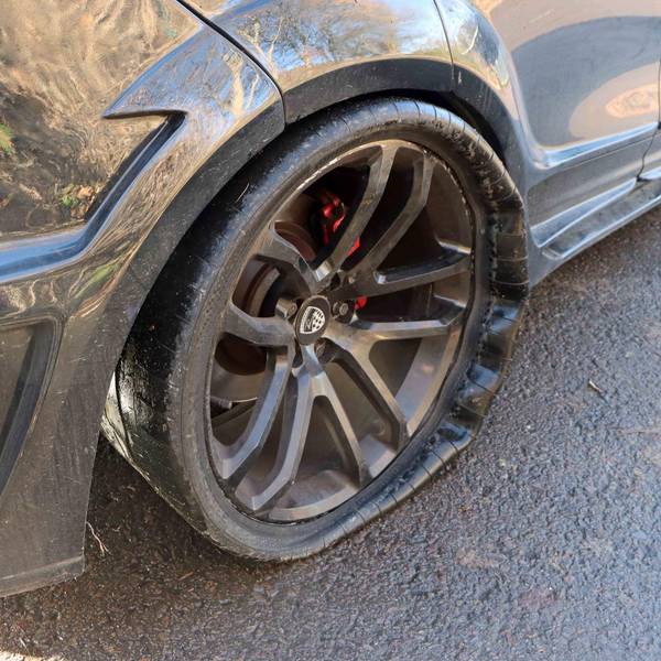 Kaputter_Porsche_stillgelegt1