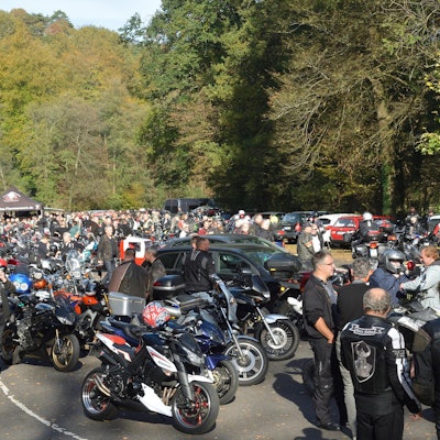 Motorradkorso im Bergischen