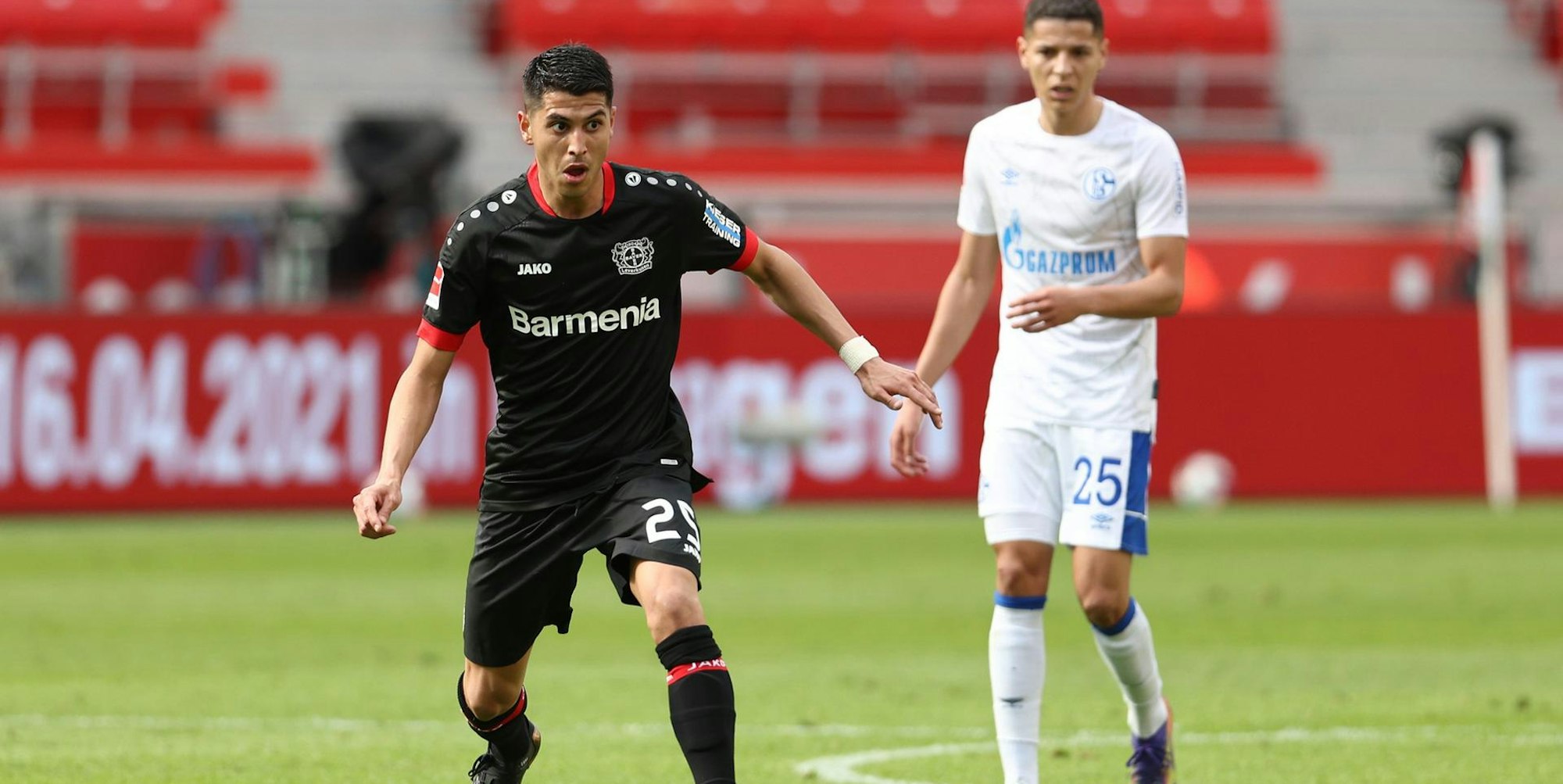 4545BC0D-101B-4D79-9DD0-AC4F09FF852B