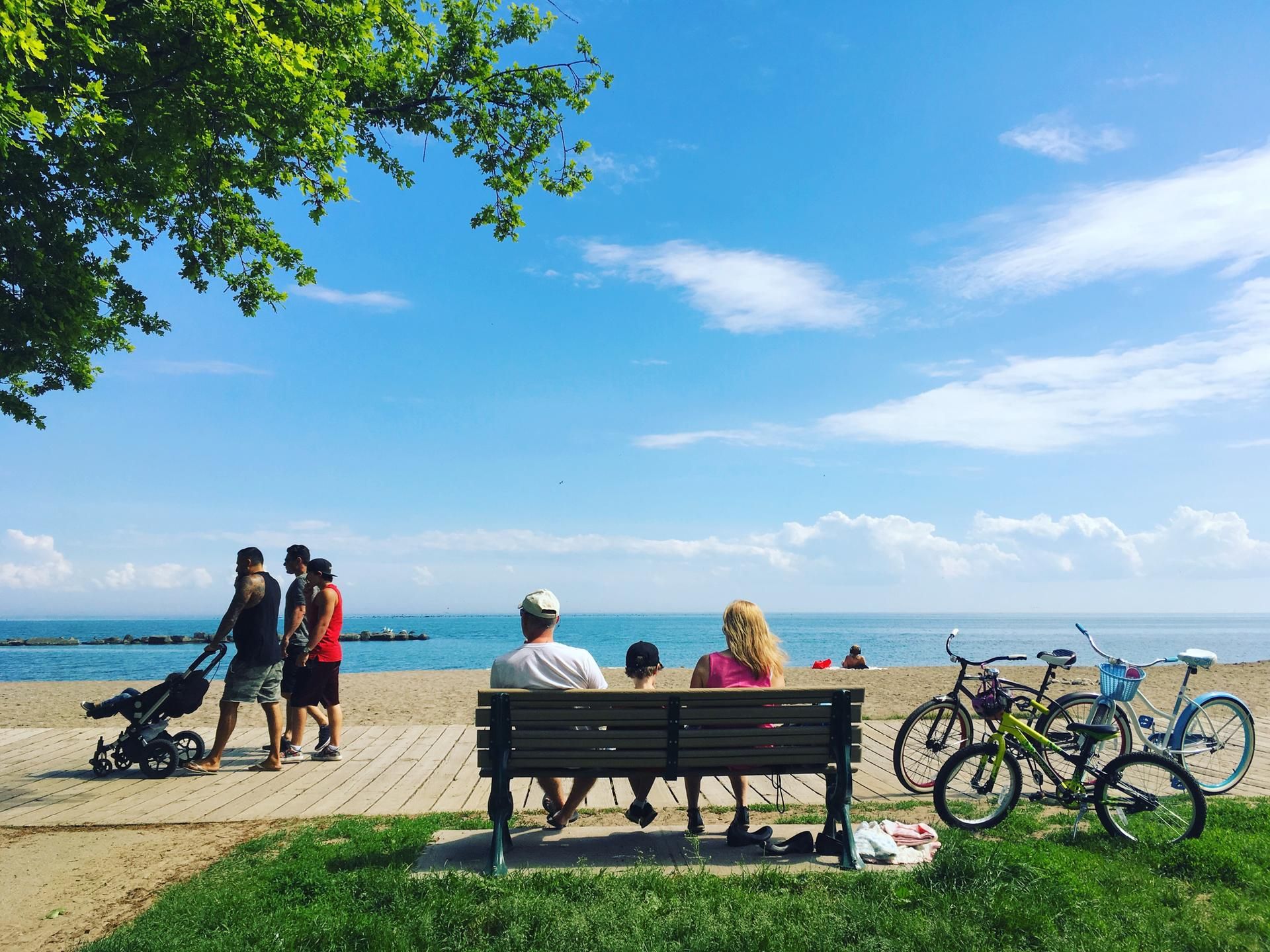 Toronto The Beaches mit Blick auf Ontariosee