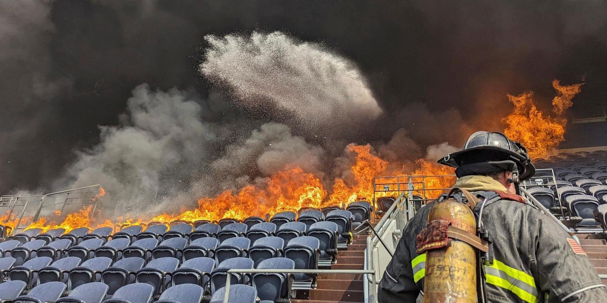 Broncos Feuer 1