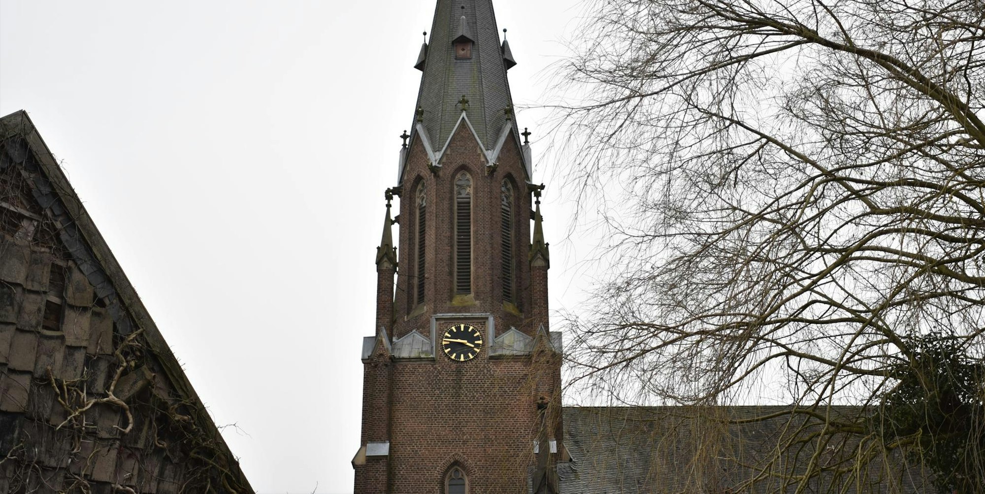 Kirchturm St. Nikolaus Gemünd