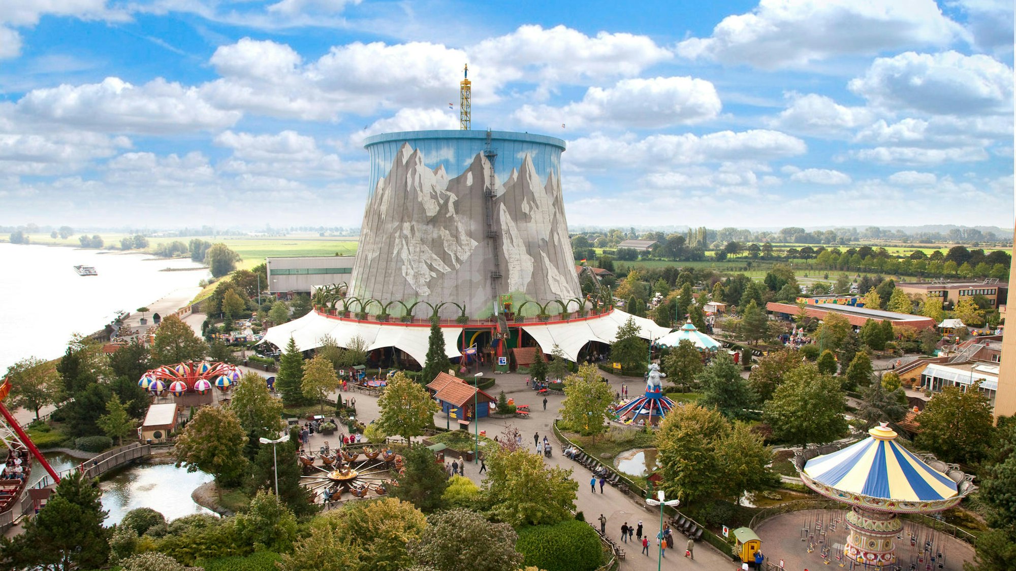 Luftbild des Freizeitparks Wunderland Kalkar.