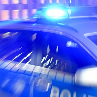 Polizei Sirene bei Nacht Symbolbild