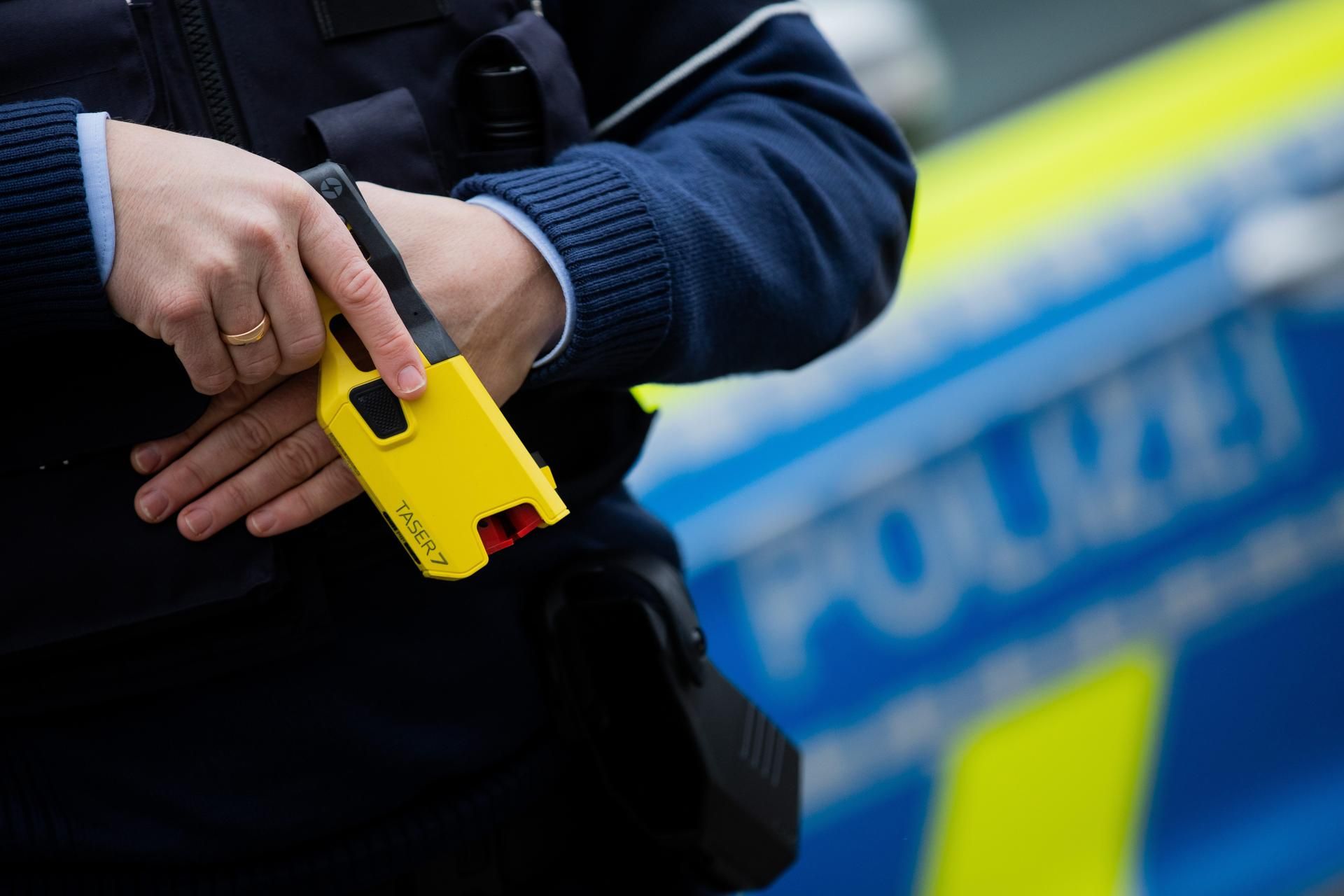 Taser 250821