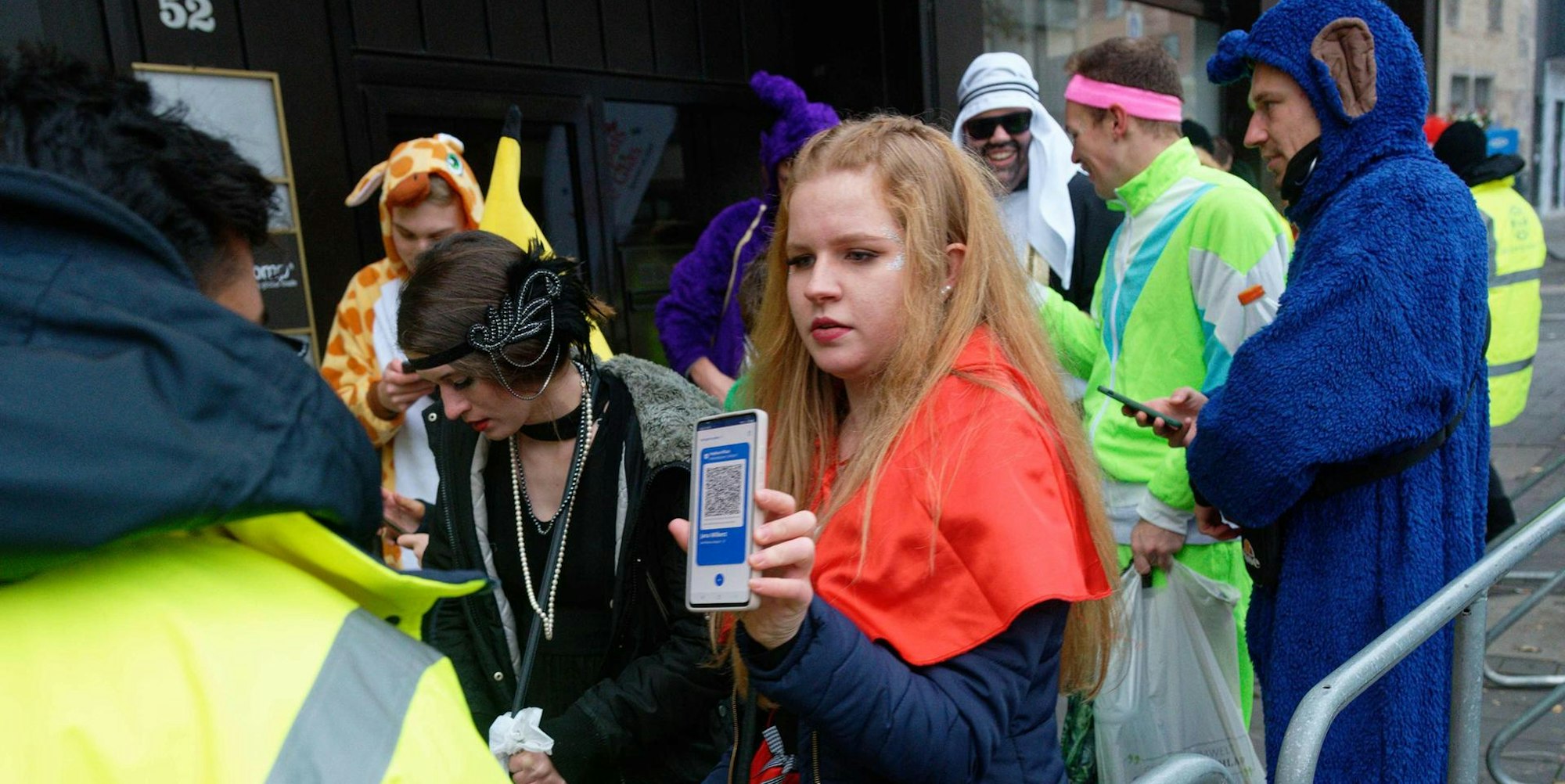 Impfkontrolle Karneval Symbol 161121