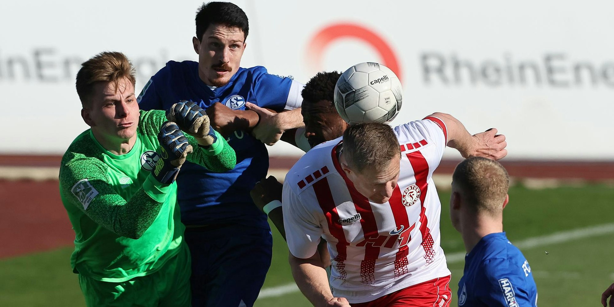 D5D60895-EF03-49E8-B3F4-5FF976DC07B9