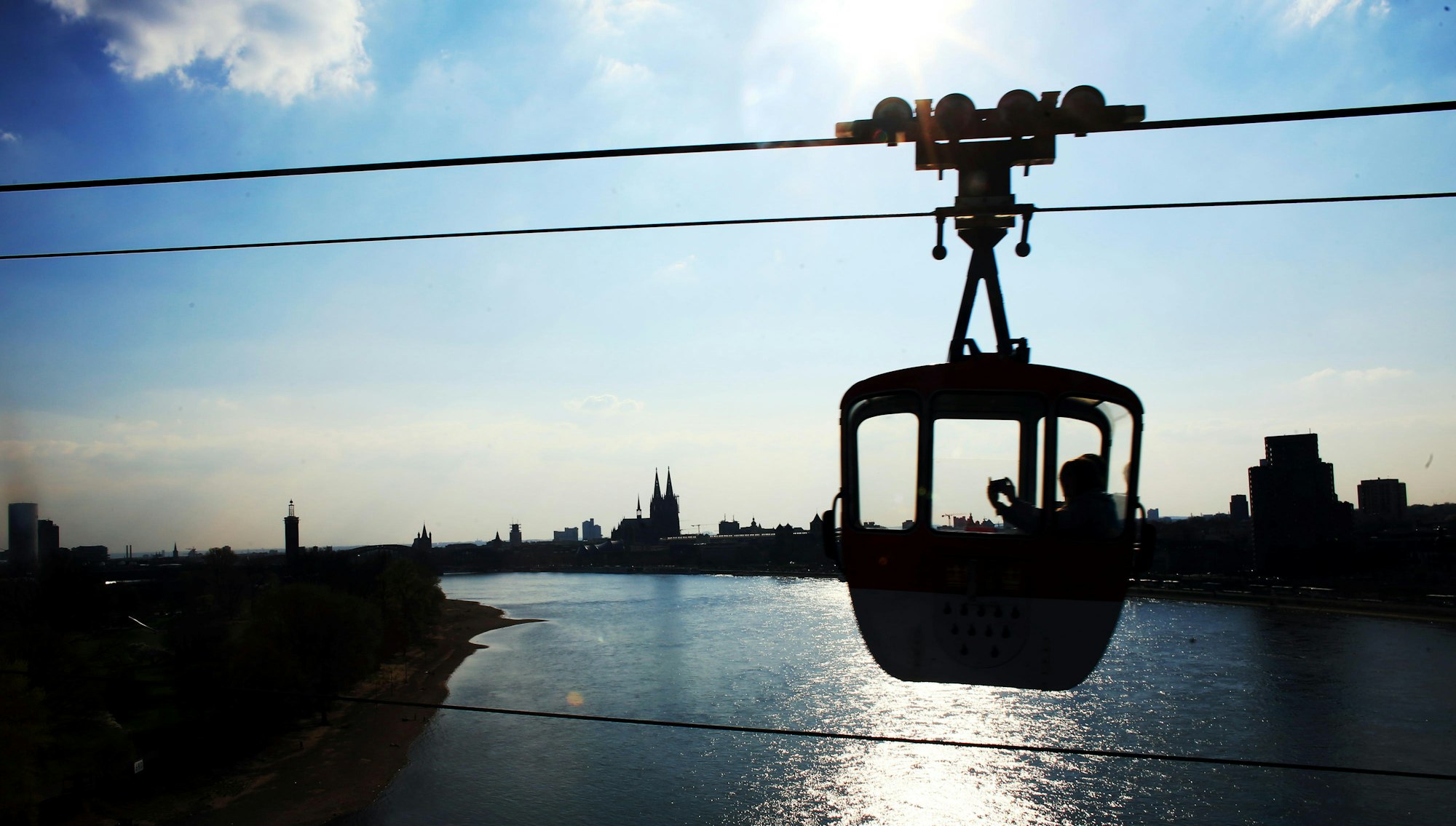 MDS-KSTA-2014-03-29-71-67145958