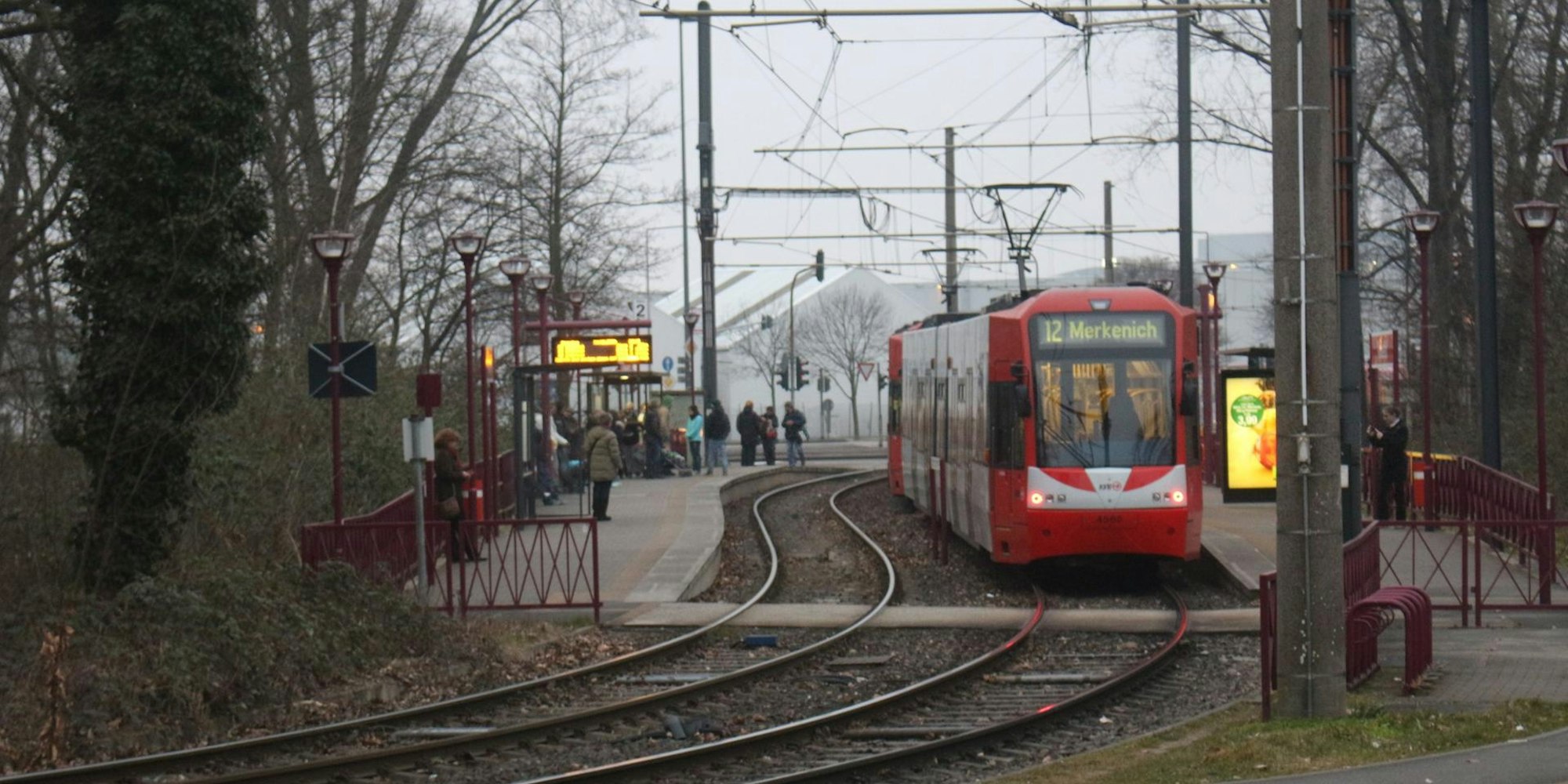 Linie 12 Richtung Merkenich