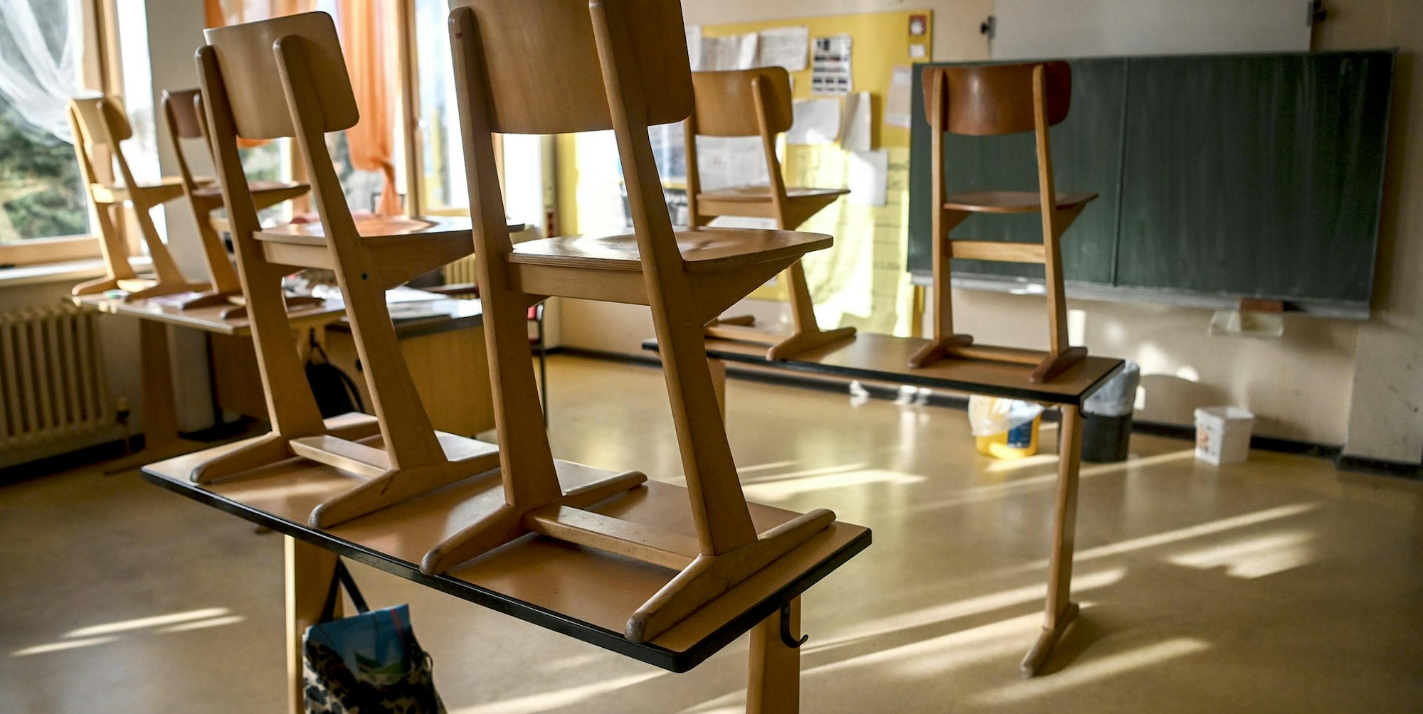 Schule Symbolbild Corona