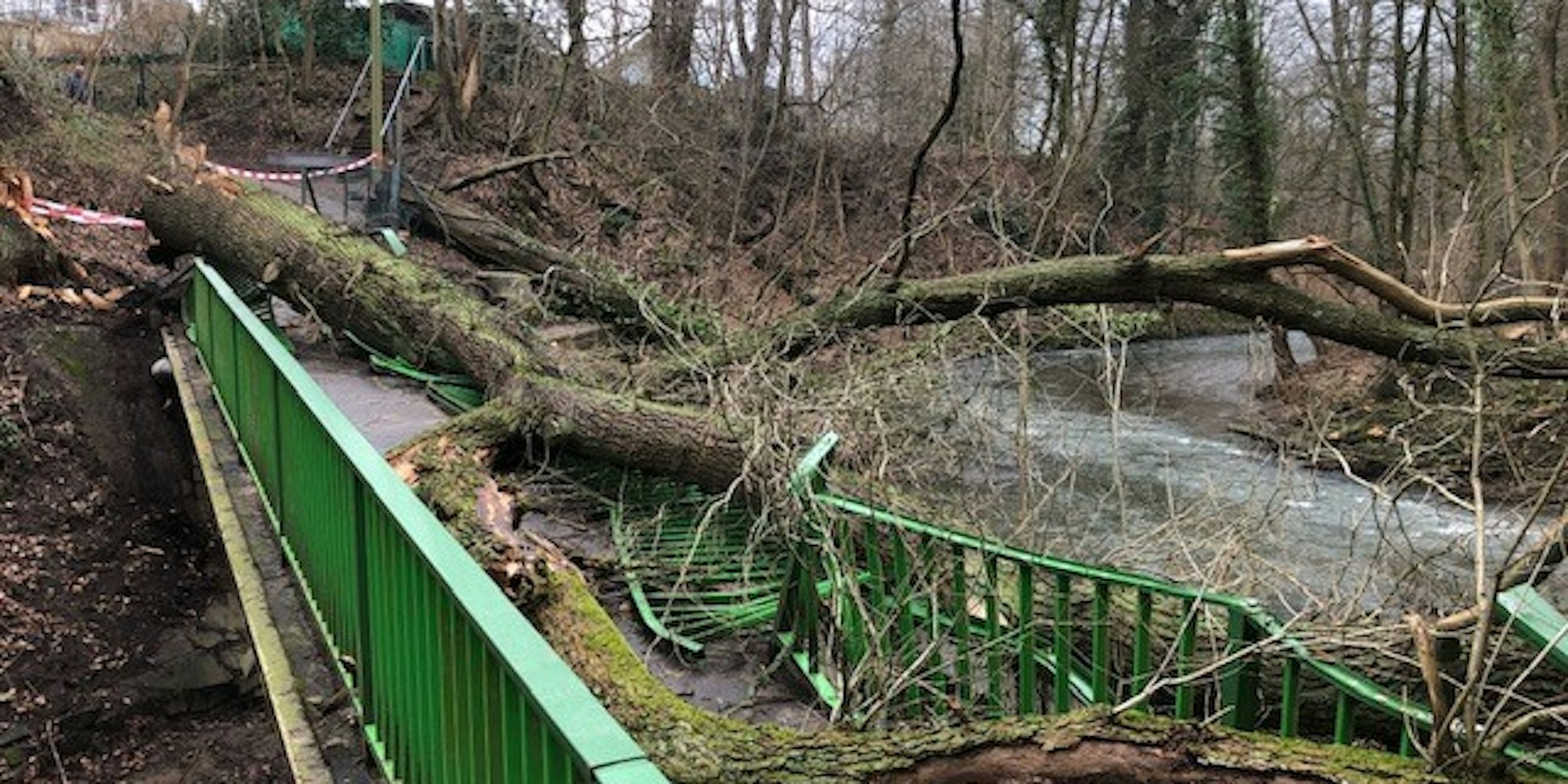 Brücke Schlebusch zerstört