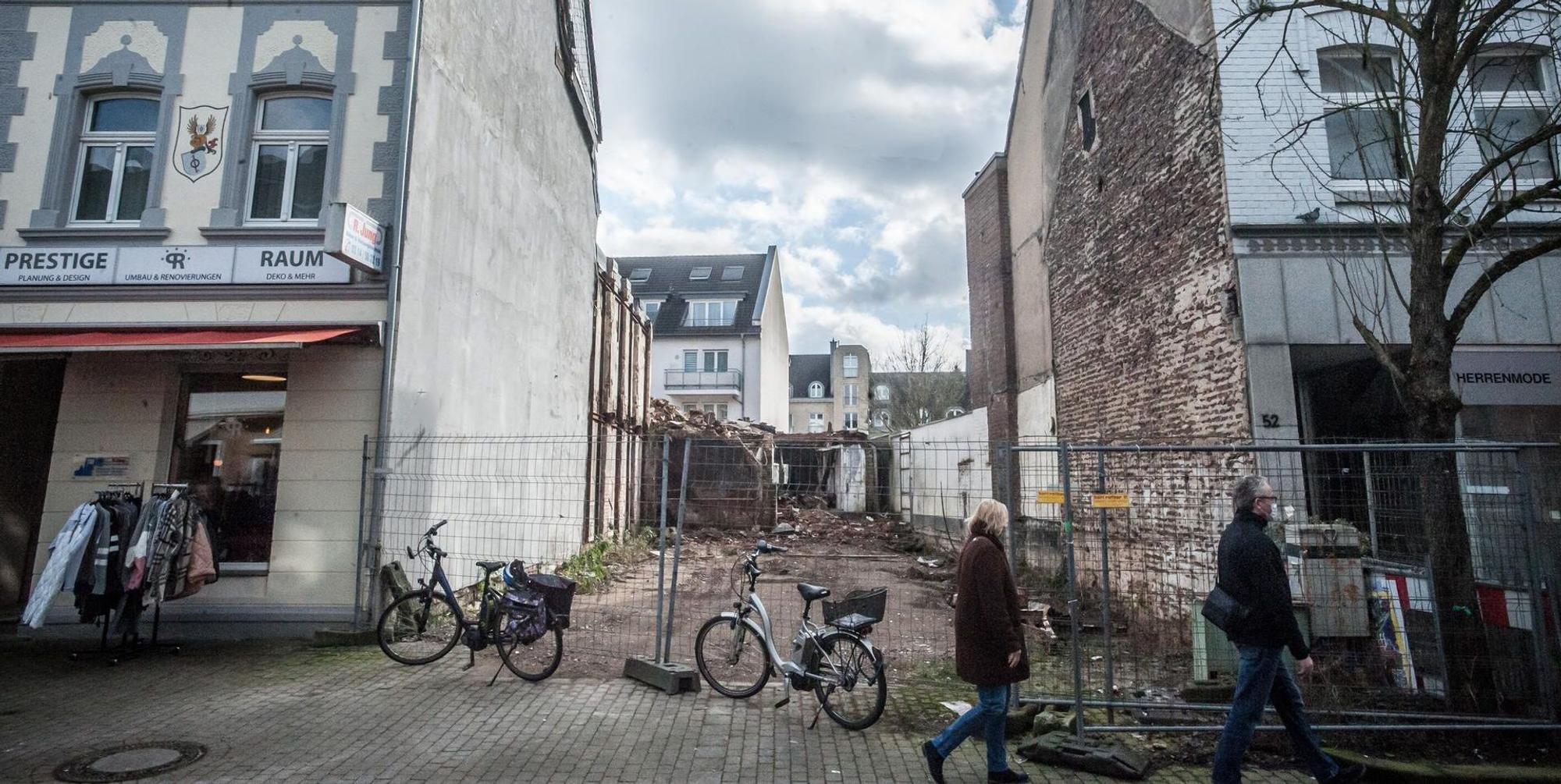 Alt Schlebusch Brandruine 2022