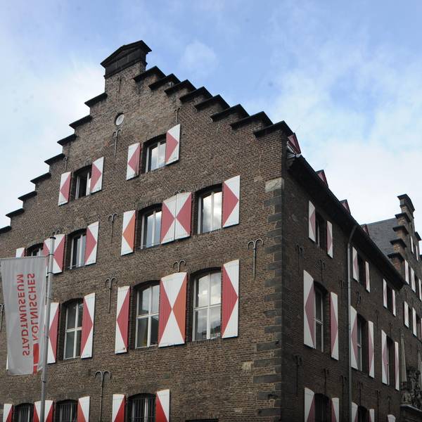 120917KölnischesStadtmuseum Außenansicht Rako