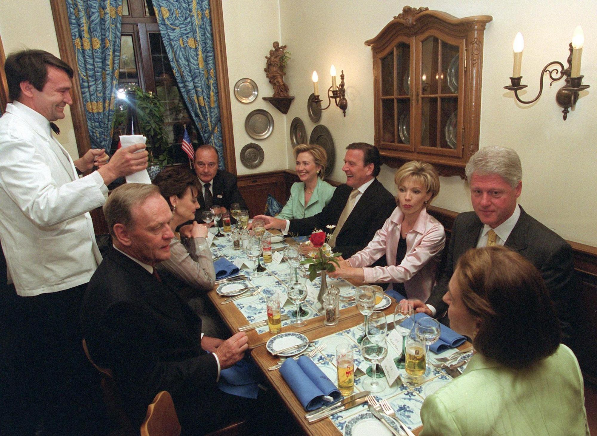 Arians mit Clinton